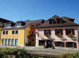 Gasthof Metzgerwirt, homestay in Regenstauf