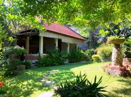 Villa Sarah Nafi, amazing ocean views