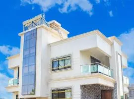 Sukhakarta Holiday Home