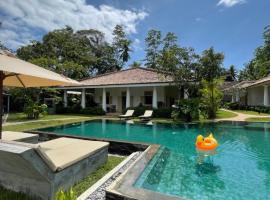 Claire Villa by Younger Villas & Resorts, hotel ad Ahangama