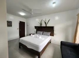Maria Clara 3 bedroom units for big families/ group of friends. PET FRIENDLY
