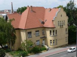 Udos Gästewohnung, hotel berdekatan Stesen Central Cottbus, Cottbus