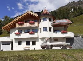 Appartamento l’ Aier - Arabba - Dolomiti, hotel s parkiralištem u gradu 'Livinallongo del Col di Lana'