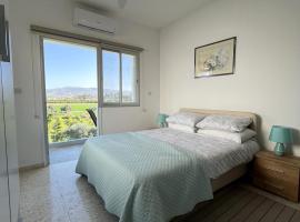 White House studio with sea view and parking, holiday rental in Polis Chrysochous
