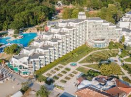 Laguna Beach Hotel, hotel em Albena