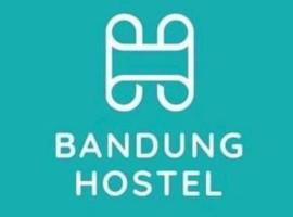 Bandung Hostel, ostello a Bandung