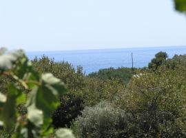 Beautiful Cottage in S West Crete near the sea, hotel in Palaiochóra