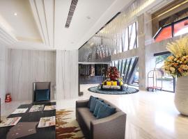 冠月精品旅館-Puli Ease Hotel, ξενοδοχείο τεσσάρων αστέρων σε Puli