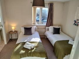 Ormonde Close 3 bed contractor family home Grantham, hotel v destinaci Grantham