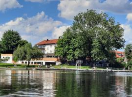 Hotel-Pension Seebad "Seegenuss-Natur-Spa", hotell i Sulzberg