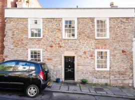 Fabulous 2 bedroom cottage in fantastic Clifton - Simply Check In, hotel in Bristol