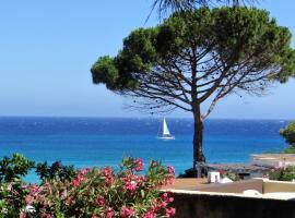 Sant Ambroggio, hotel v destinaci Lumio