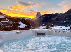 Chalet Bernardi Apartments, chal&eacute; alpino em Ortisei