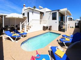 Villa Honey - Great 3 bedroom villa with pool, пляжне помешкання для відпустки у місті Пуерто-дель-Кармен