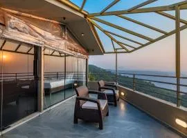 SaffronStays HeavOne Trio, Lonavala