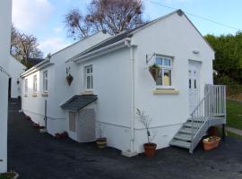 Pinfold Holiday Cottage, hotell i Laxey
