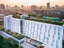 Holiday Inn Express Bangkok Soi Soonvijai by IHG, ξενοδοχείο στη Μπανγκόκ