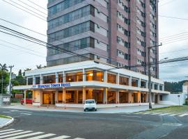 Blumenau Tower by Castelo Itaipava, hotel v destinaci Blumenau