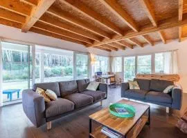 Holiday Home Hibiscus by Interhome