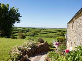 Secluded Escape near Salcombe - Newhouse Barn., cabana o cottage a Malborough