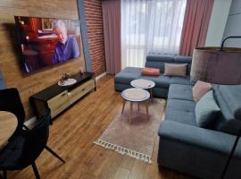 APARTAMENT SĄDECKA OSTOJA, family hotel in Nowy Sącz