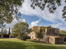 Mas Garriga Turisme Rural, cabaña o casa de campo en Girona