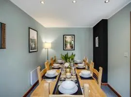 New! Peaceful 4 Bed home - Quiet and Cosy