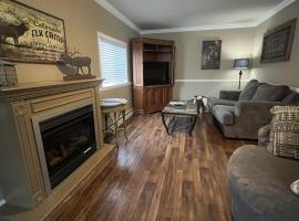 Mt Olympus Cabin, Cozy 1 bedroom cabin Great for couples, villa in Estes Park