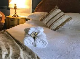 Hawk's Nest Bed & Breakfast