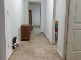 Apartamente la rezidenta noua ideale vacanze job etc, hotel in Chişoda