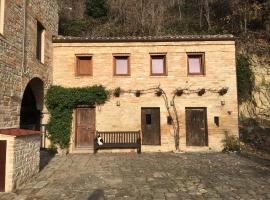 Tiny House, hotel din Monsampietro Morico