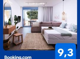 Suites De Luxe Katerina, hotel amb aparcament a Kokkinos Pyrgos