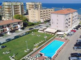 Hotel Lima, hotell i Lido di Savio