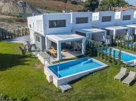 Villa Mare - Private Pool, 4 Bdrms, Sea View, BBQ