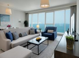 Centara West Bay Hotel & Residences Doha、ドーハのホテル