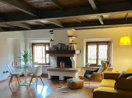 Loft Albinelli Wi-Fi e parcheggio gratis in centro