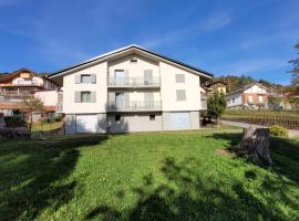 Attic House Mountain Lake Iseo Hospitality, appartement à Bossico