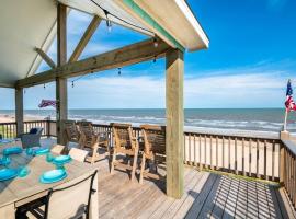 Gulf Front - Mini Golf - Hot Tub - Family Friendly - ForeShore، كوخ في Bolivar Peninsula