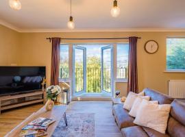 Lake View Retreat, Pet Friendly, Free Parking, Lake View, Golf nearby, hotel v destinaci Bowness-on-Windermere