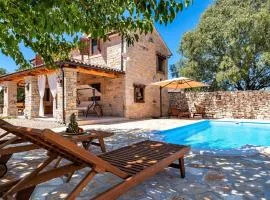 MY DALMATIA - Authentic villa Malou with private swimming pool