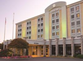 DoubleTree by Hilton Pittsburgh Airport, hotel en Moon Township