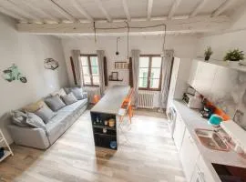 Design Center Florence APT - HomeUnity