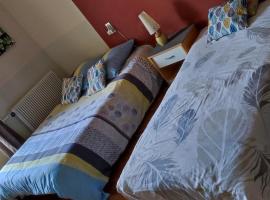 Chambre chez l'habitante "Bambou", hotel económico en Derval