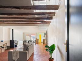 Ca la Francesa, hotel v destinaci Juncosa