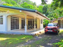 Hutiarii house & car & excursions Raiatea, holiday home in Tevaitoa