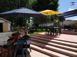 Chambre d'H&ocirc;tes le Gachignard, allotjament amb cuina a Courlay