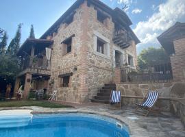 Casa Rural con piscina El Rincón de Abril