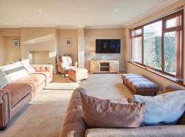 Host & Stay - The Chimneys, holiday home in Alnmouth