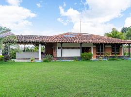 Finca Manantial, tu casa de descanso en el oriente, βίλα σε Marinilla