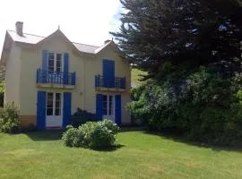 Maison indépendante avec jardin et accès direct à la plage - FR-1-418-20